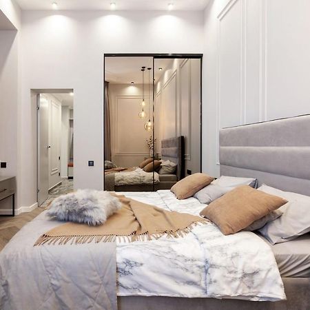 Кості Левицького 11 Leópolis Exterior foto