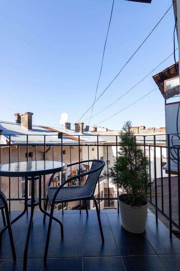 Кості Левицького 11 Leópolis Exterior foto